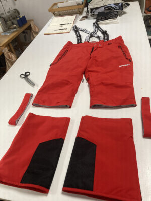 maßgefertigte Skihose